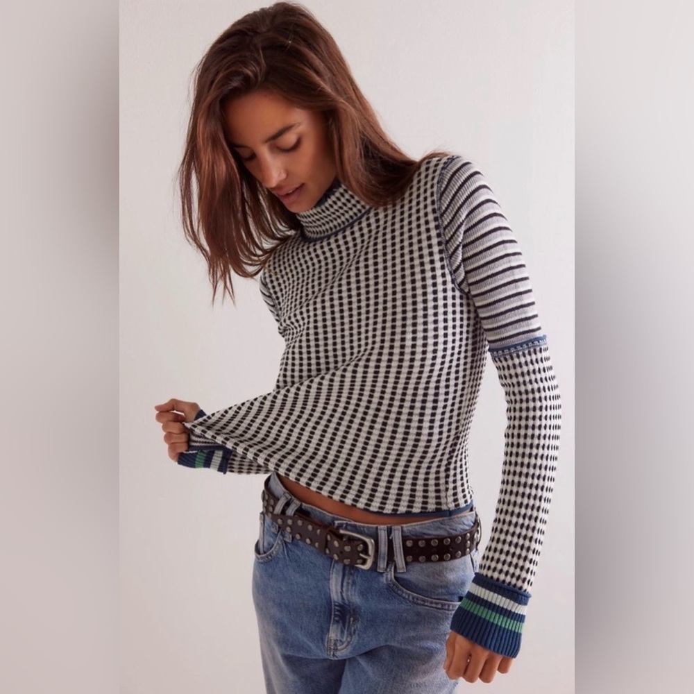 We the Free Women's Gamer Cuff Long-Sleeve Sweater, Size XS